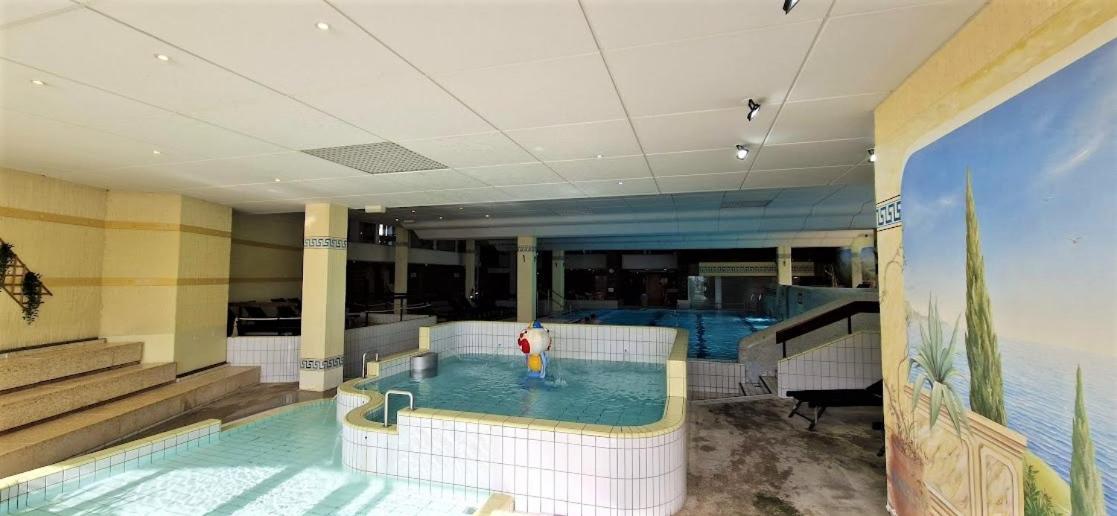 Pools, Sauna Und Balkon Mit Panoramablick Sankt Englmar Dış mekan fotoğraf